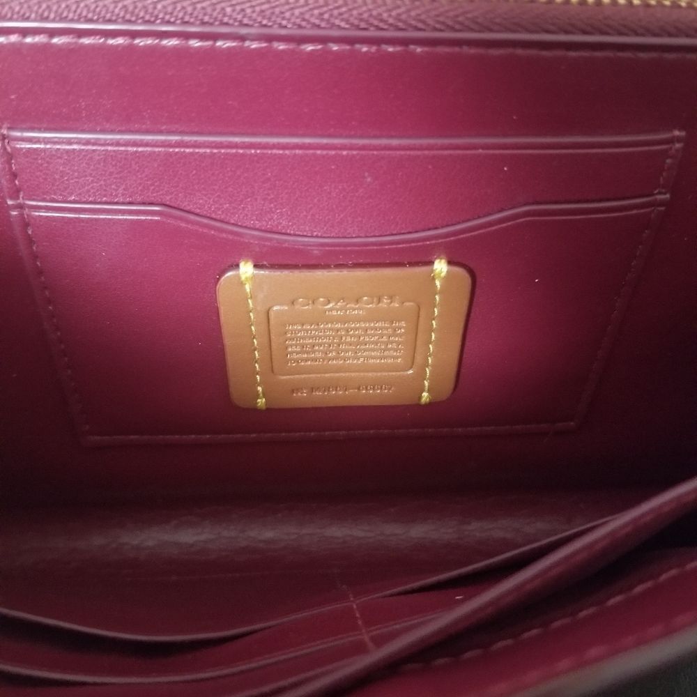 Coach Crossbody Bag  - Picture 9 of 10